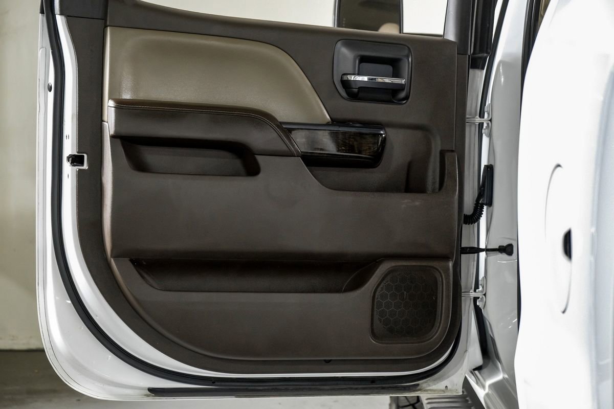 Used 2015 GMC Sierra 3500 Denali w/ Duramax Plus Package image 35