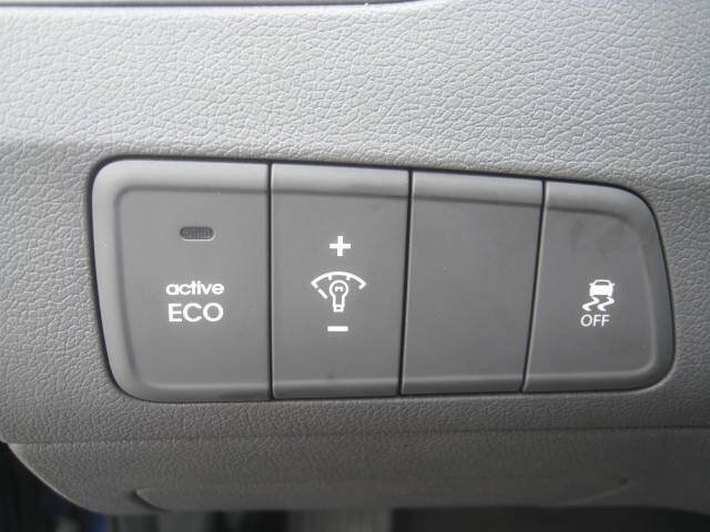 Used 2016 Hyundai Elantra SE FWD image 24