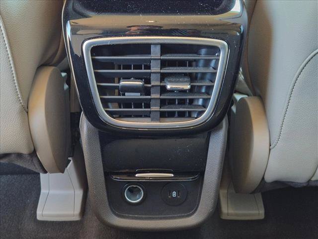 Used 2023 Lincoln Nautilus AWD image 16
