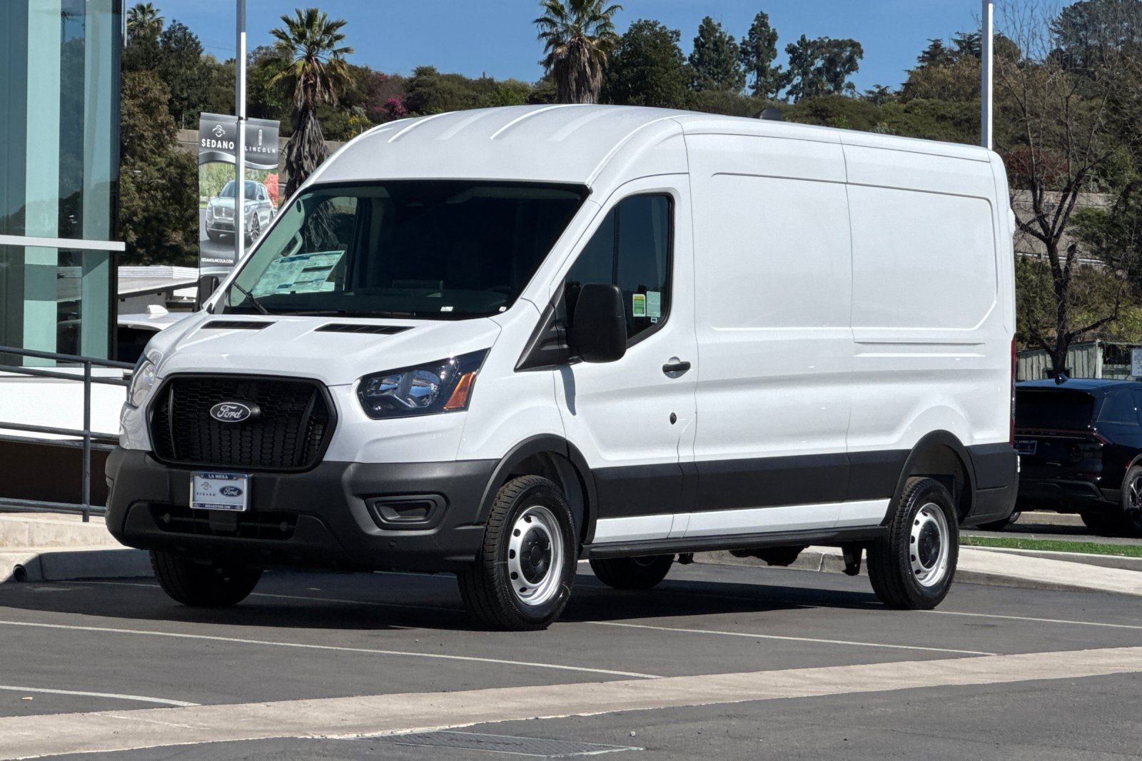 New 2026 Ford Transit 250 148 Medium Roof w/ Load Area Protection Package RWD image 7