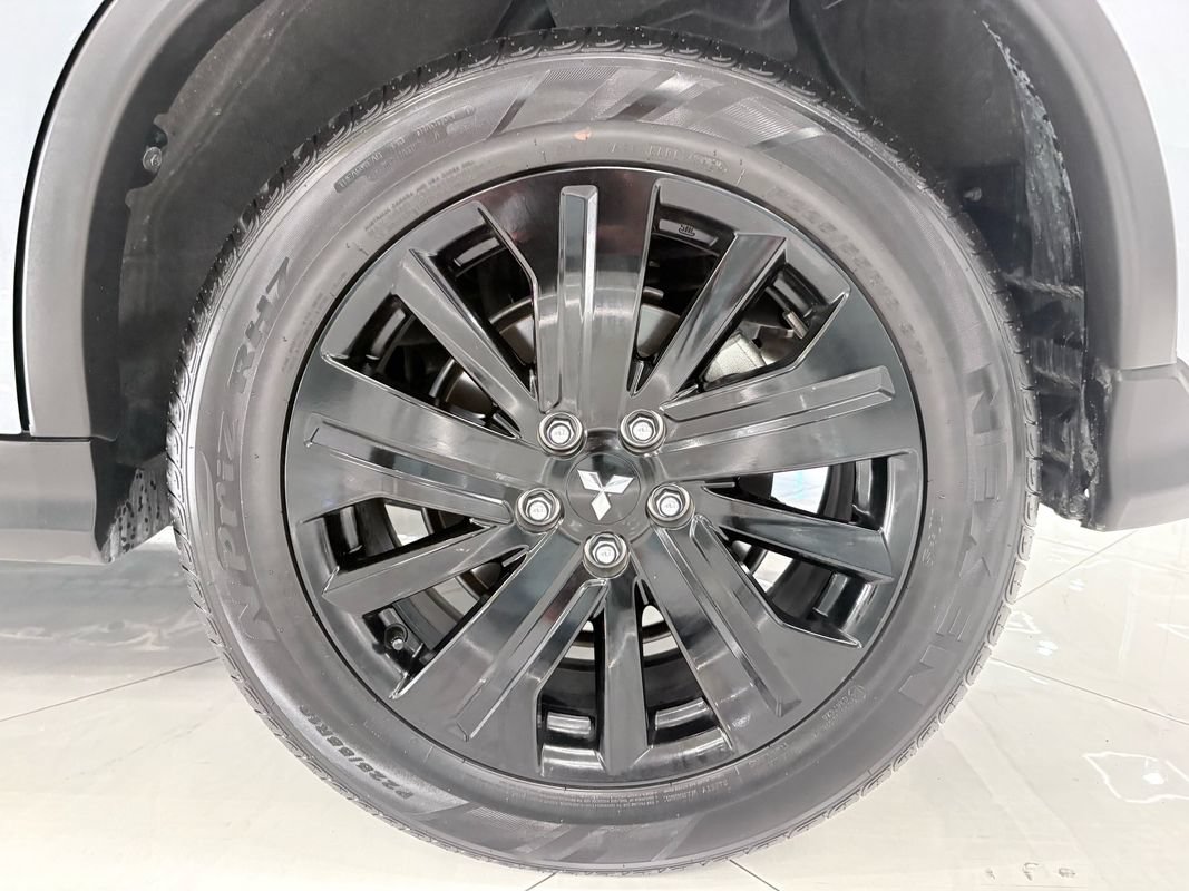 Used 2026 Mitsubishi Outlander Sport LE AWD/4WD image 39