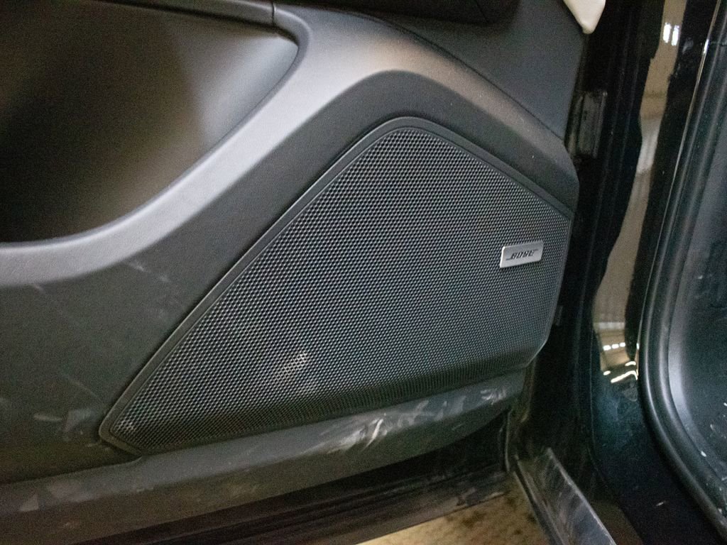Certified 2026 Porsche Cayenne AWD/4WD image 20