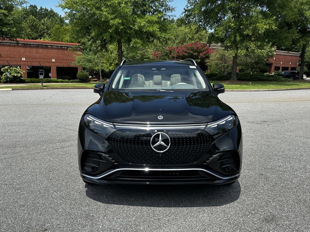 New 2027 Mercedes-Benz EQS 550 4MATIC SUV image 3
