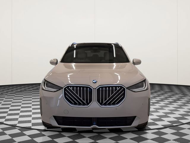 Used 2025 BMW X3 xDrive30 w/ Premium Package AWD/4WD image 3