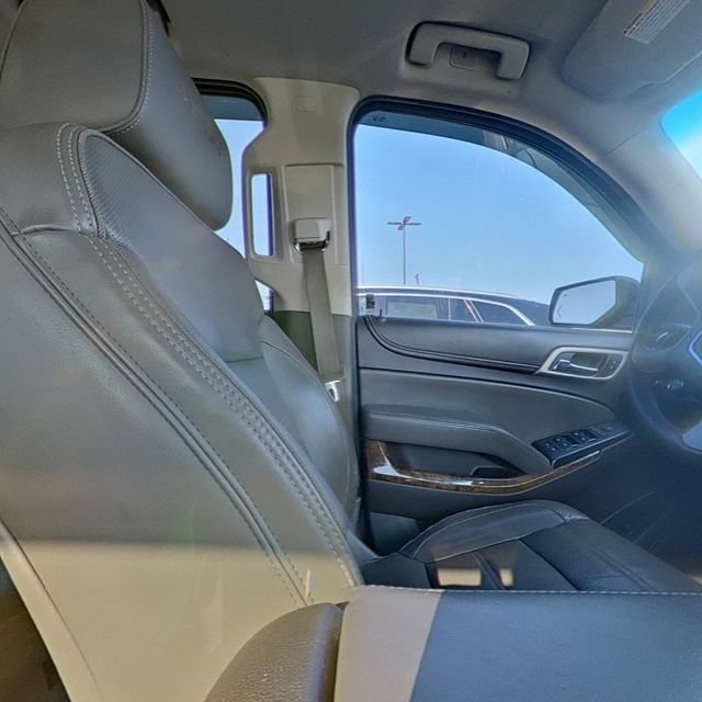 Used 2015 GMC Yukon Denali w/ Open Road Package AWD/4WD image 30