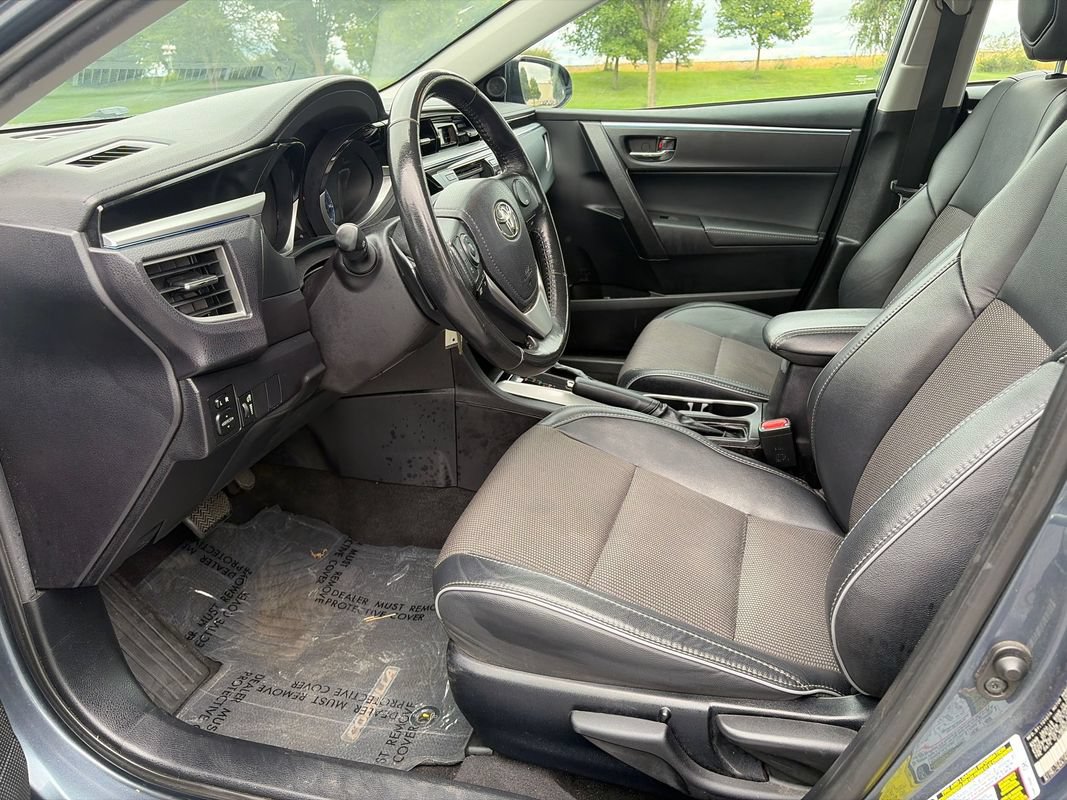 Used 2015 Toyota Corolla S FWD image 10