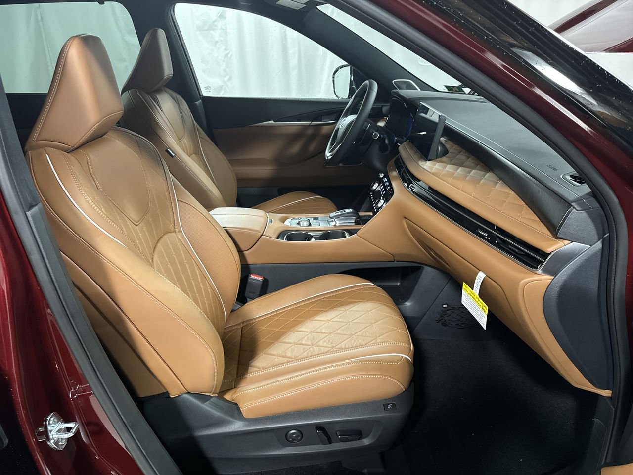 Certified 2025 INFINITI QX60 Autograph w/ Cargo Package image 32