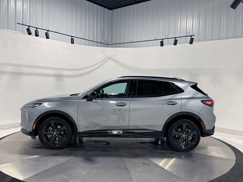 Used 2025 Buick Envision Sport Touring image 14