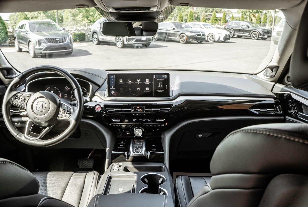 Used 2025 Acura MDX SH-AWD w/ Technology Package image 7