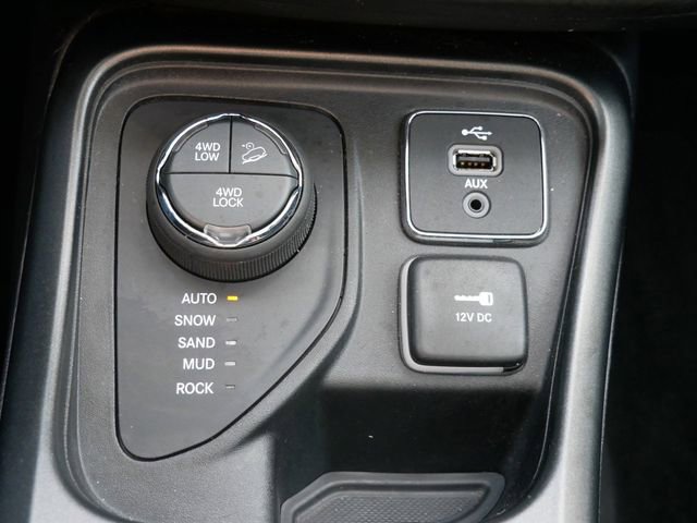 Used 2018 Jeep Compass Trailhawk w/ Leather Interior Group AWD/4WD image 21