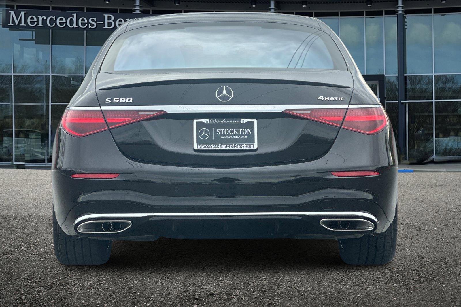 New 2025 Mercedes-Benz S 580 4MATIC Sedan image 5