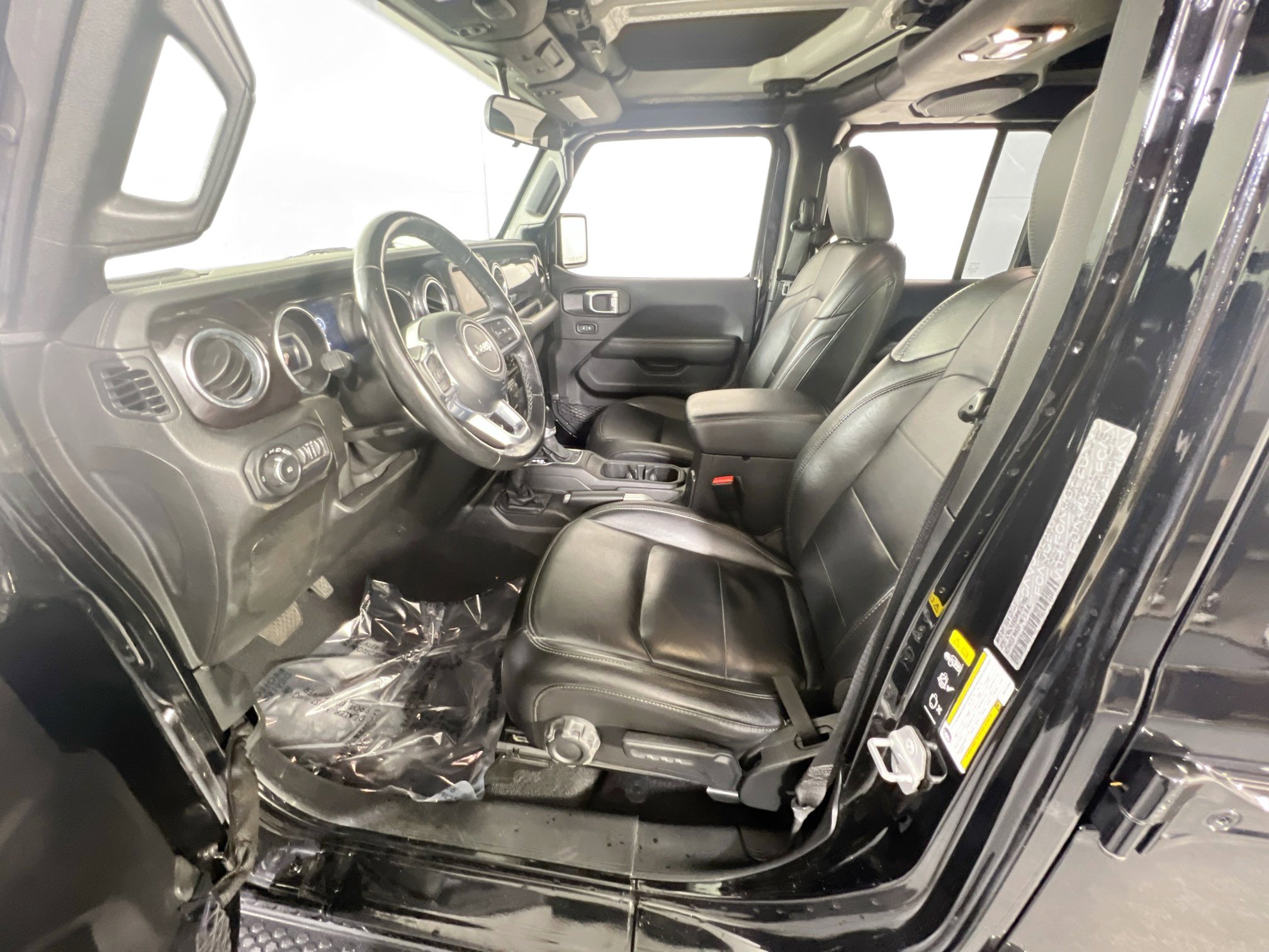 Used 2021 Jeep Wrangler Unlimited Sahara image 20