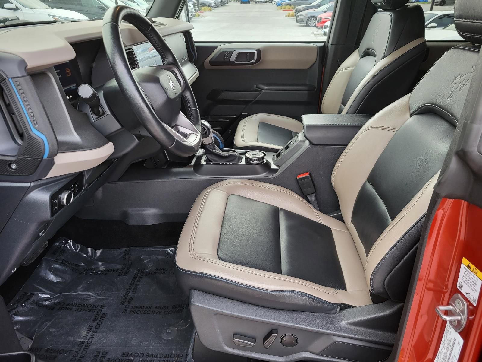 Used 2024 Ford Bronco Wildtrak image 16