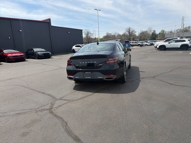 Used 2025 Genesis G70 2.5T image 8