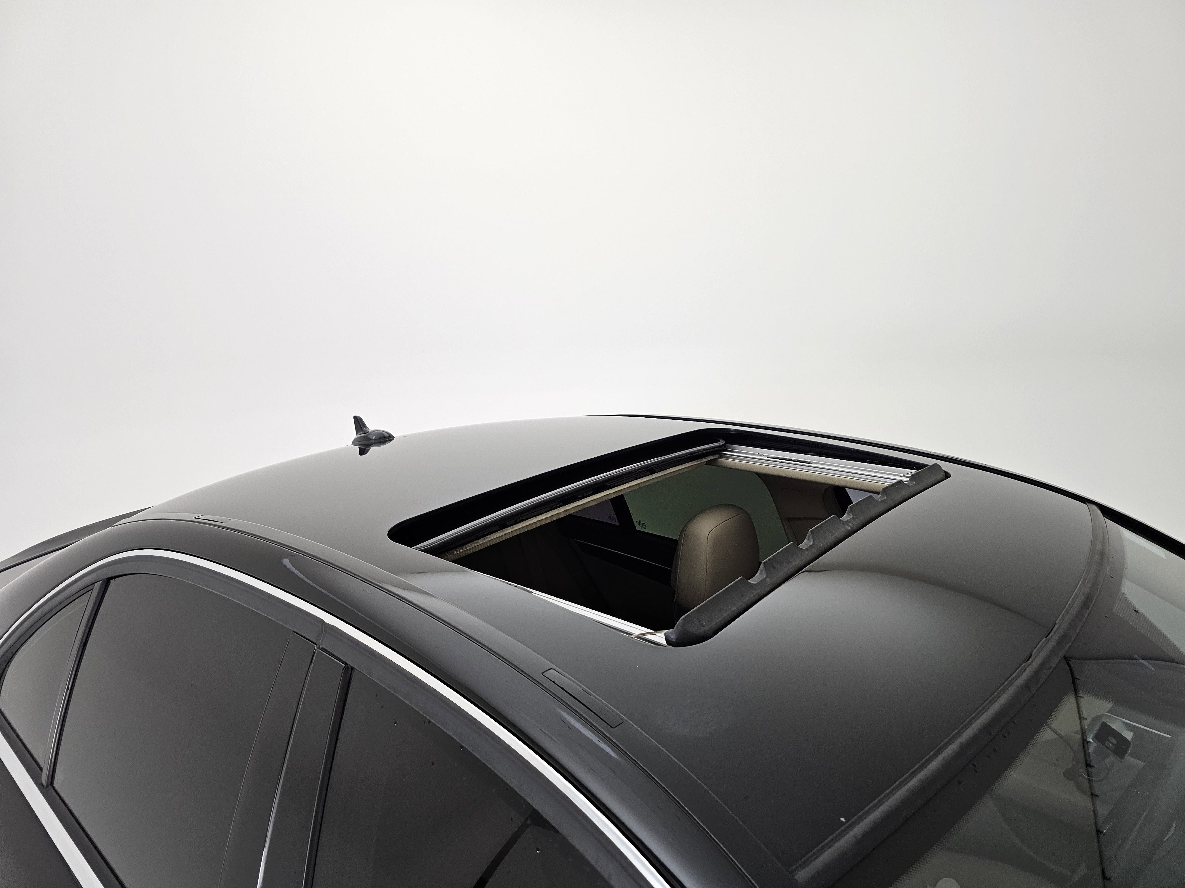 Used 2014 Mercedes-Benz C 250 Sedan image 28