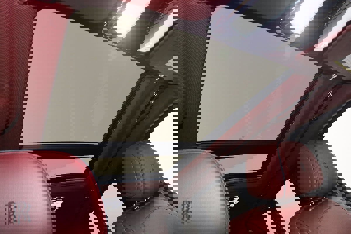 Used 2020 Rolls-Royce Cullinan image 11