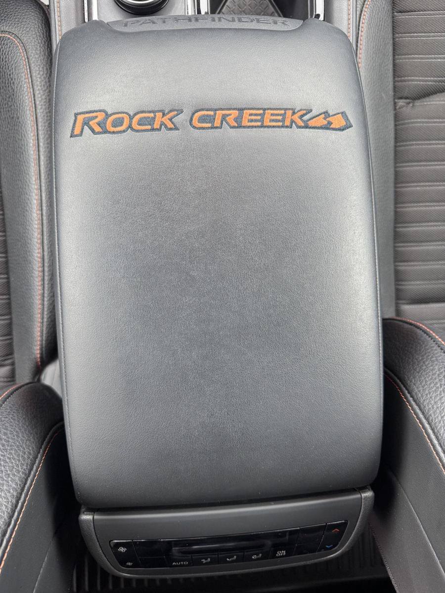Used 2025 Nissan Pathfinder Rock Creek AWD/4WD image 19