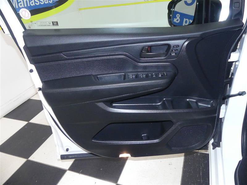 Used 2025 Honda Odyssey Sport-L image 23