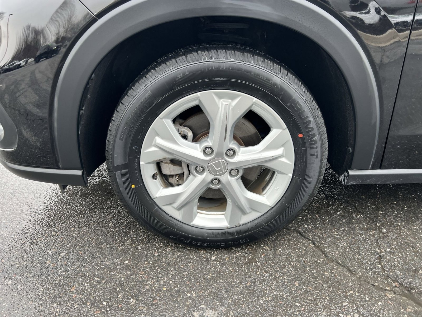 Used 2023 Honda HR-V LX image 12