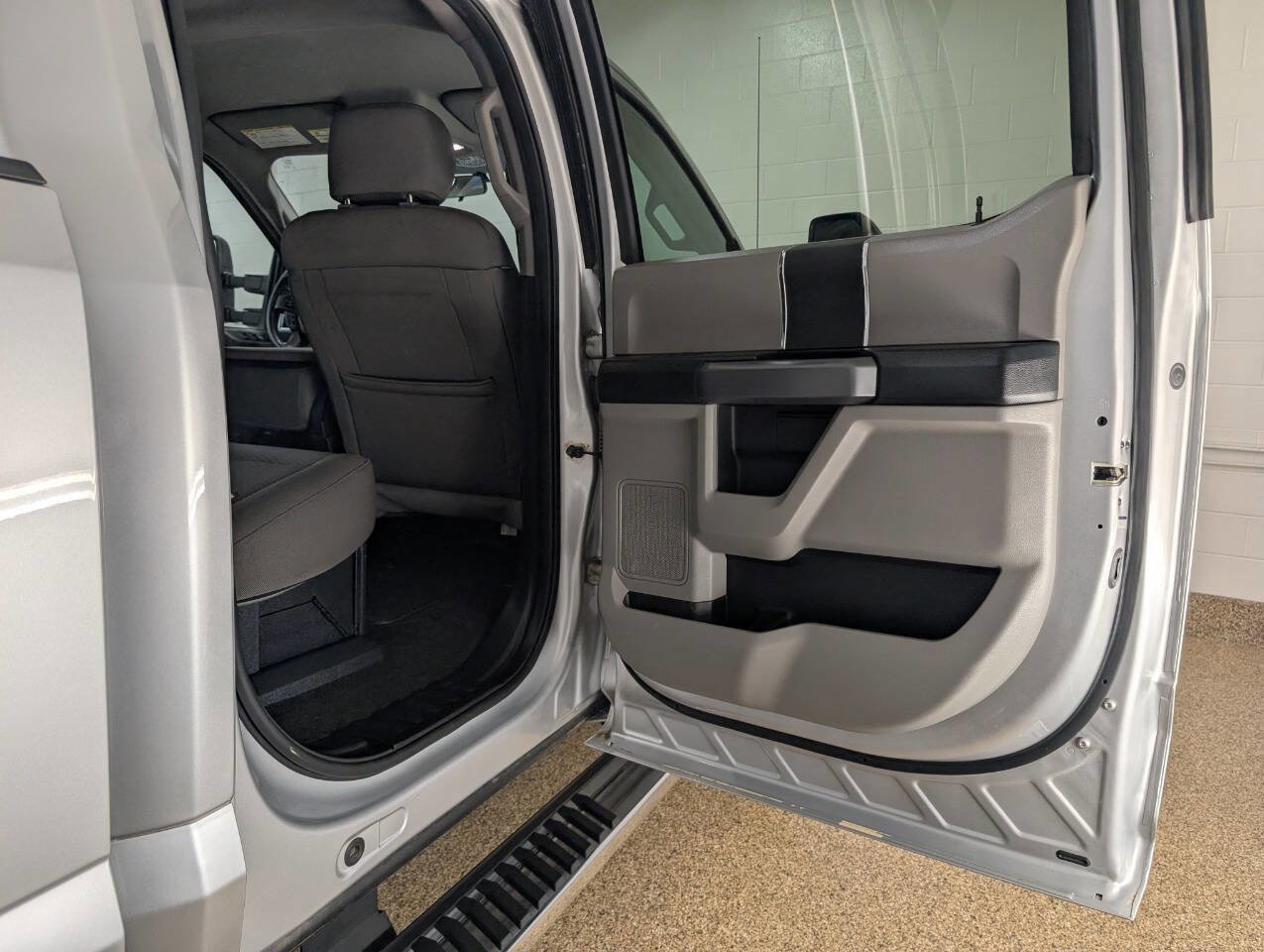 Used 2018 Ford F250 XLT w/ XLT Value Package image 15