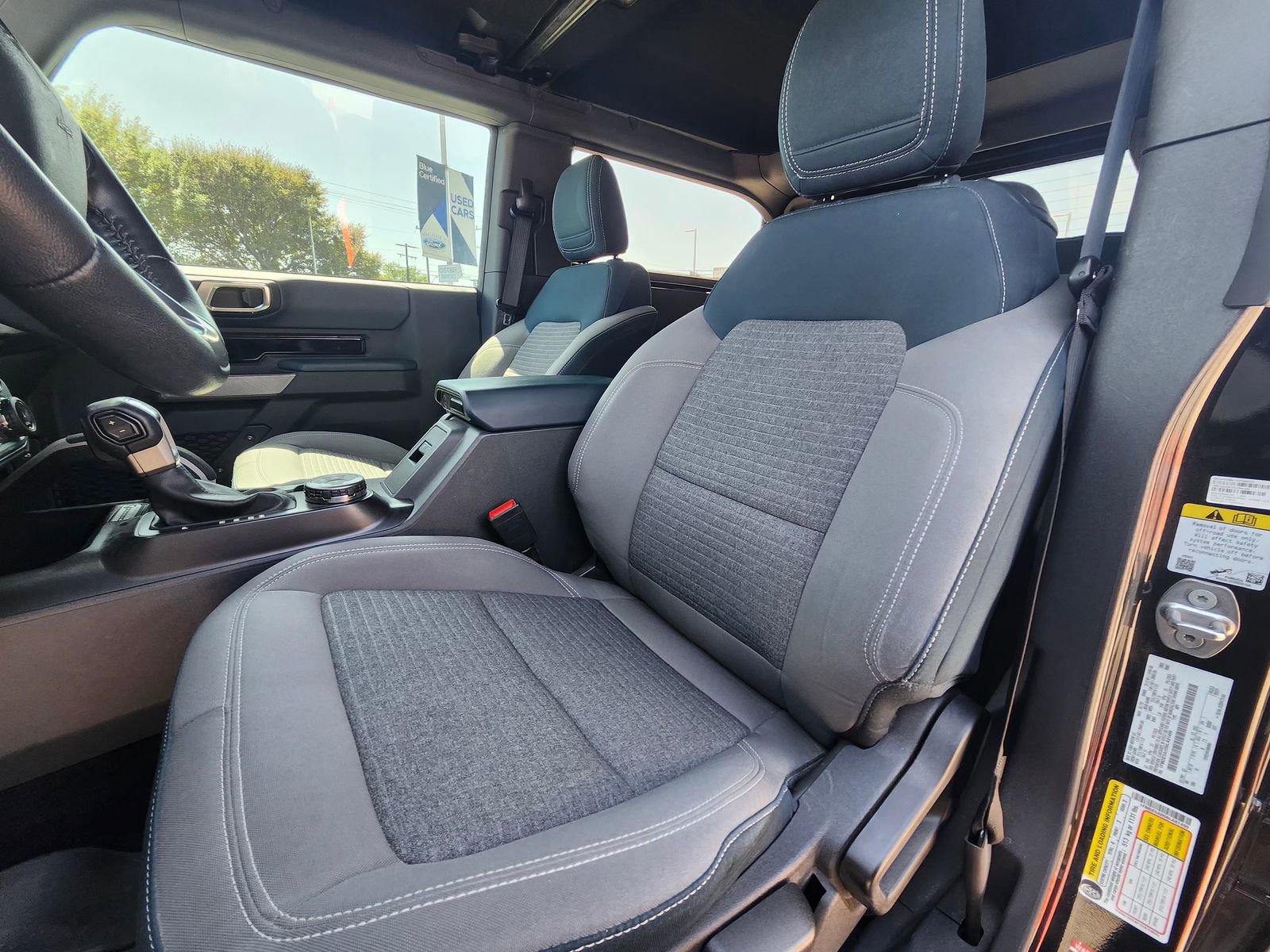 Used 2022 Ford Bronco Outer Banks image 9