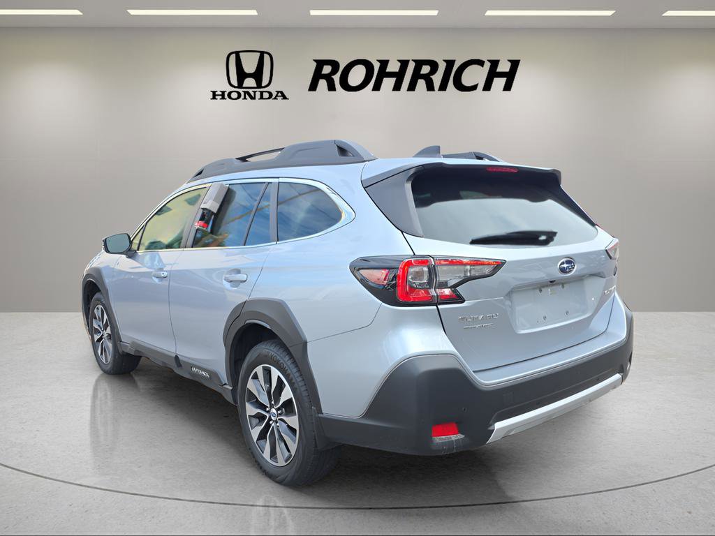 Used 2023 Subaru Outback Limited image 7