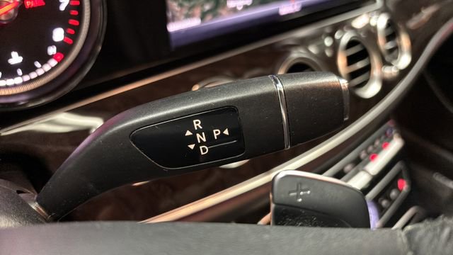 Used 2018 Mercedes-Benz E 300 4MATIC image 21