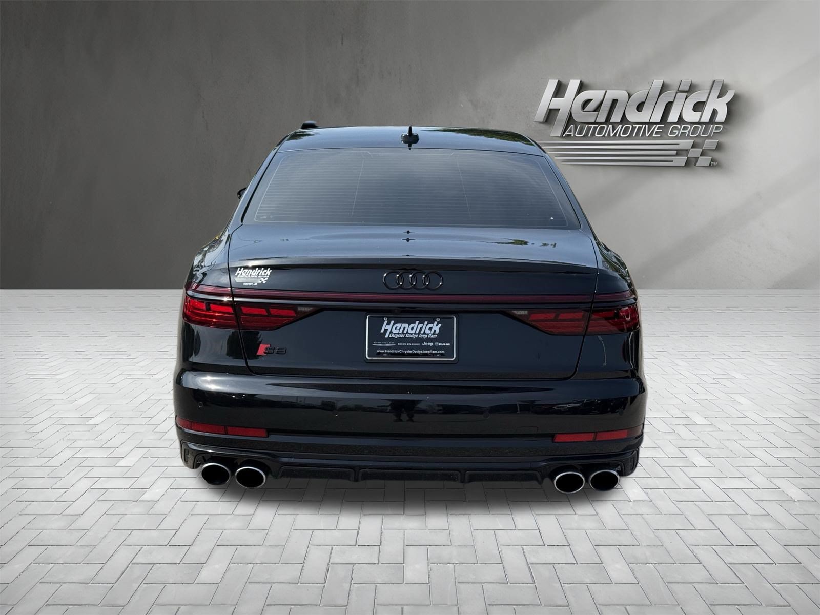 Used 2024 Audi S8 AWD/4WD image 9