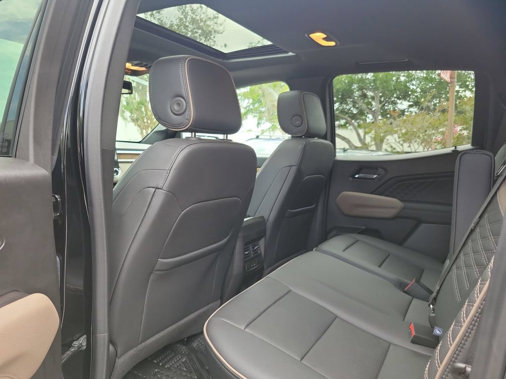 Used 2026 GMC Canyon Denali AWD/4WD image 12