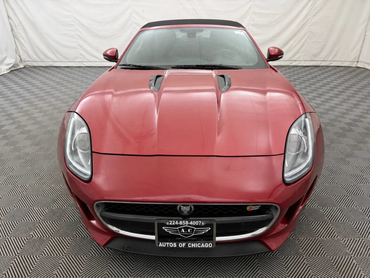 Used 2014 Jaguar F-TYPE S RWD image 3