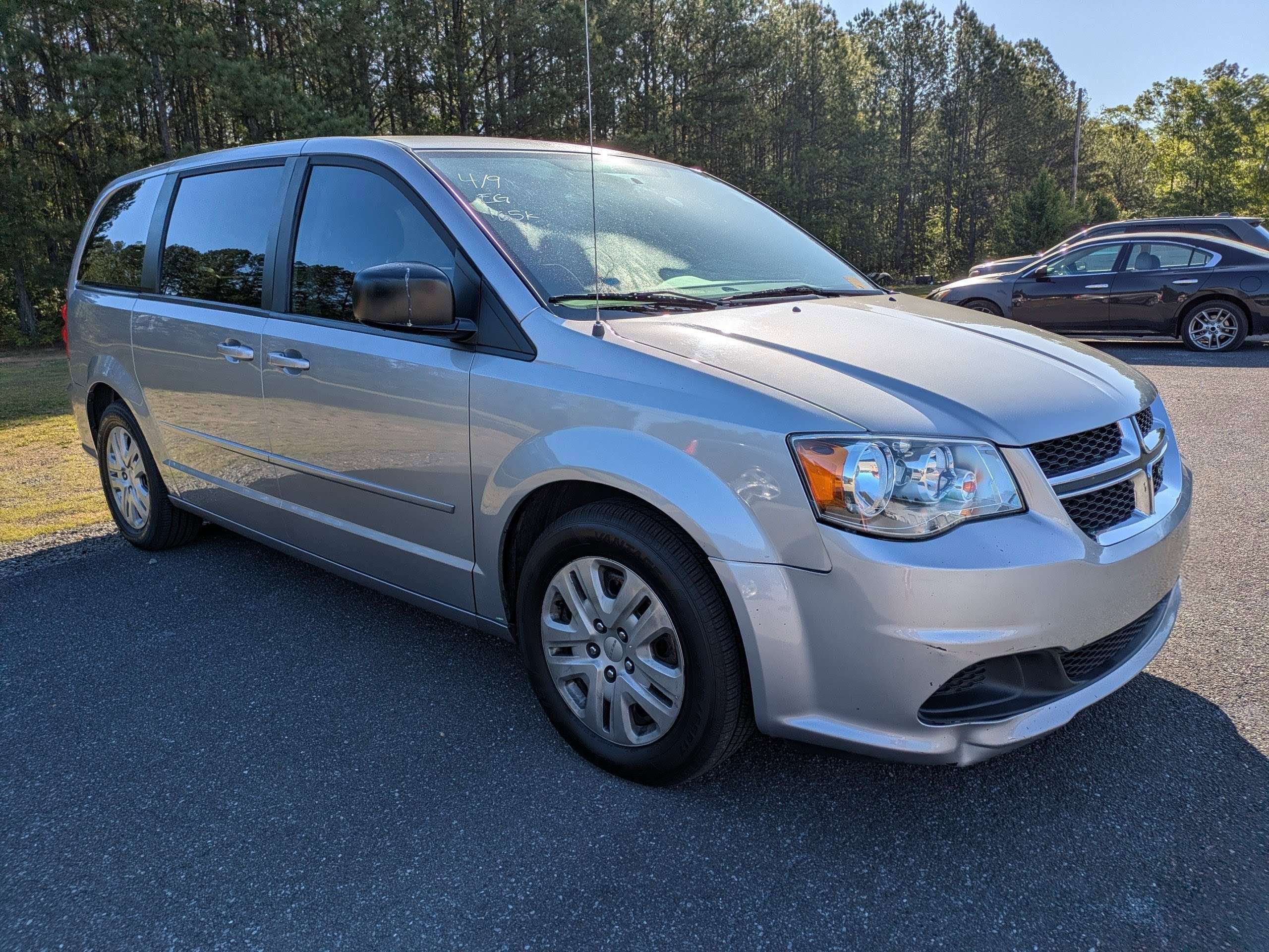 Used 2014 Dodge Grand Caravan SE w/ Quick Order Package 29E SE image 1