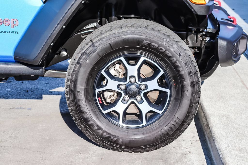 Used 2022 Jeep Wrangler Rubicon w/ Cold Weather Group AWD/4WD image 11