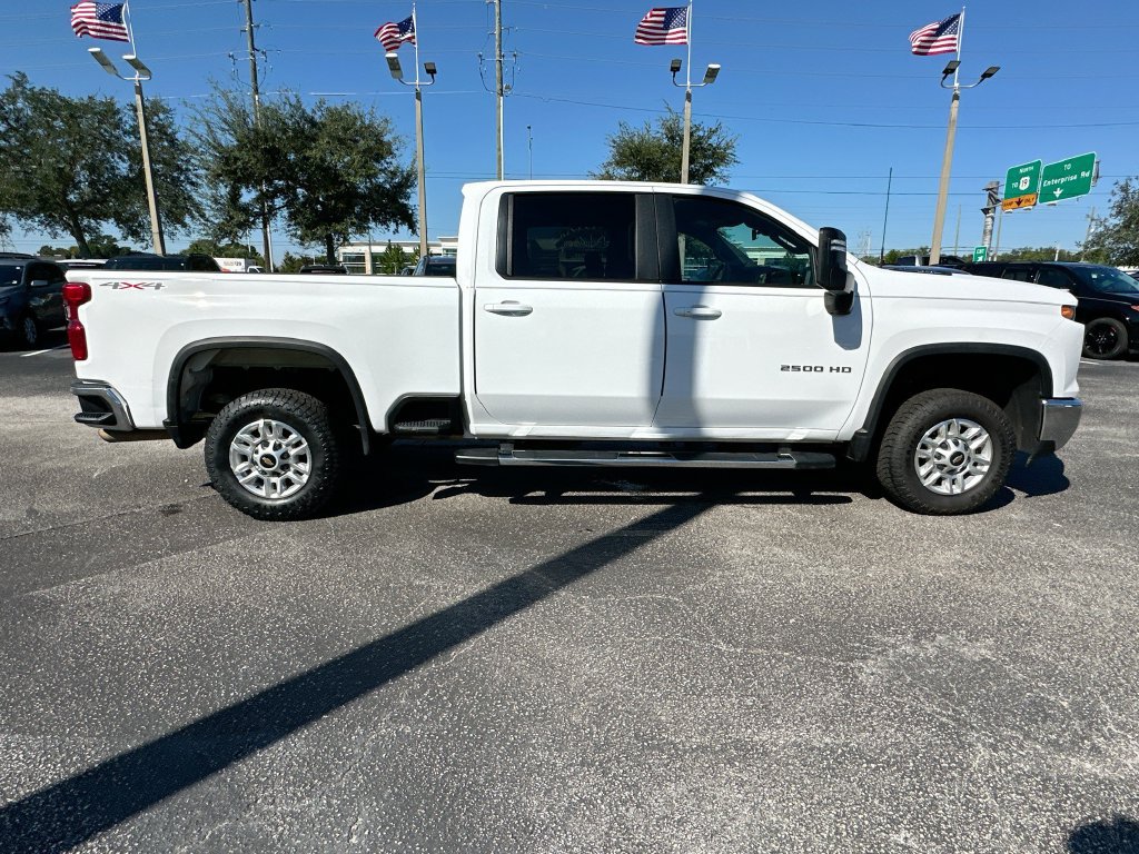 Used 2025 Chevrolet Silverado 2500 LT w/ Convenience Package AWD/4WD image 4