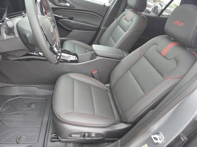 New 2026 Chevrolet Trax RS w/ Sunroof Package FWD image 29