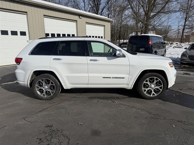 Used 2020 Jeep Grand Cherokee Overland image 6