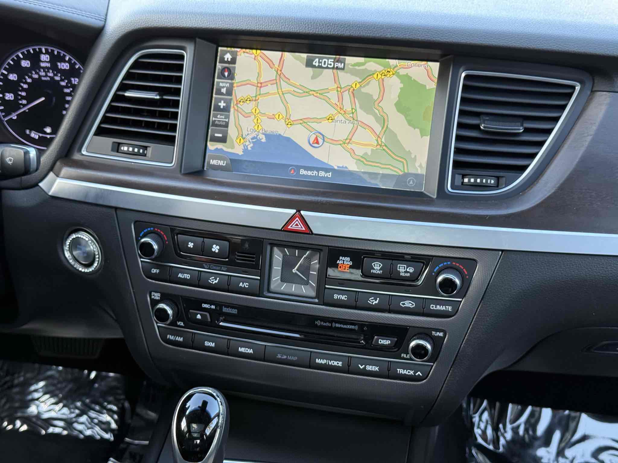 Used 2016 Hyundai Genesis 3.8 w/ Option Group 04 image 78