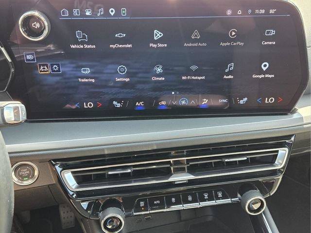 Certified 2026 Chevrolet Traverse LT w/ Driver Confidence Package FWD image 26