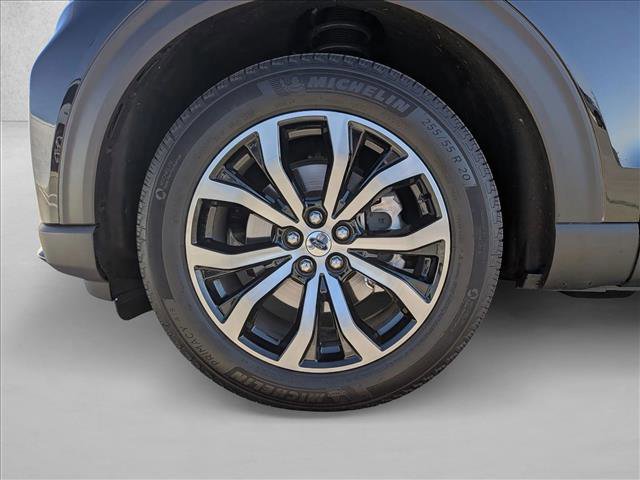 Used 2025 Ford Explorer ST-Line RWD image 25