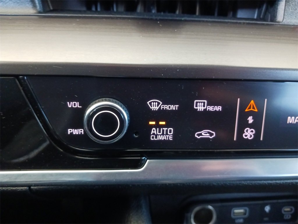 Used 2023 Kia Sportage EX image 23