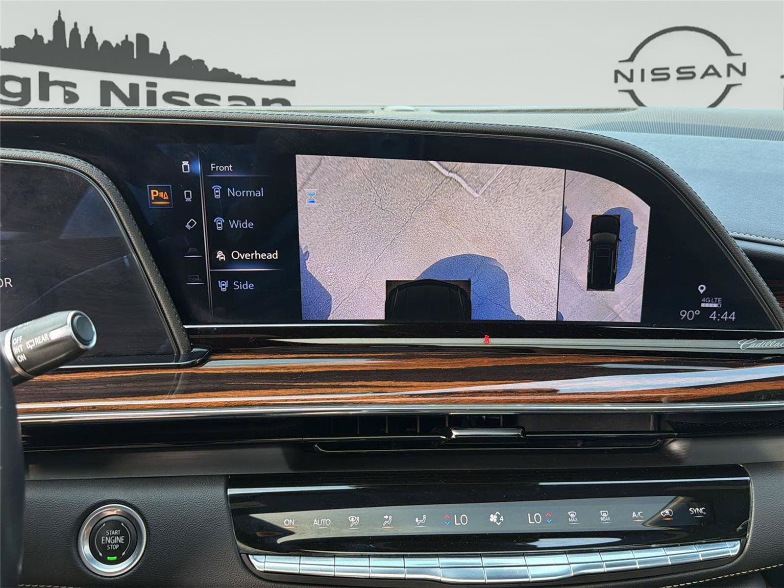 Used 2023 Cadillac Escalade ESV Premium Luxury AWD/4WD image 31