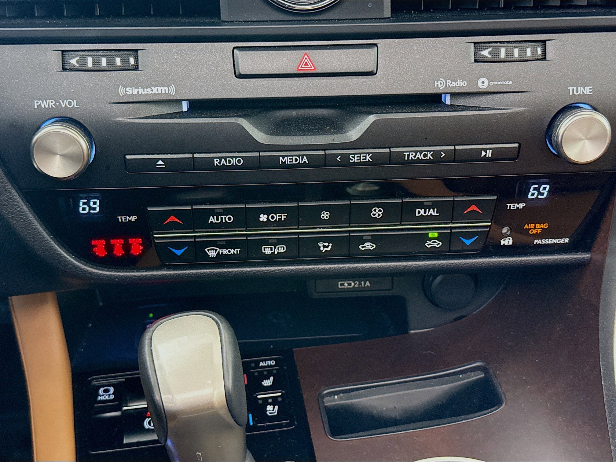 Certified 2022 Lexus RX 450h AWD w/ Premium Package image 17