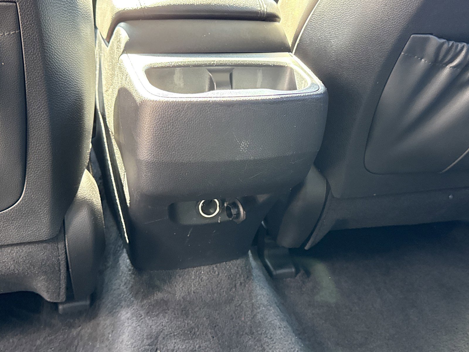 Used 2019 Hyundai Santa Fe XL image 18