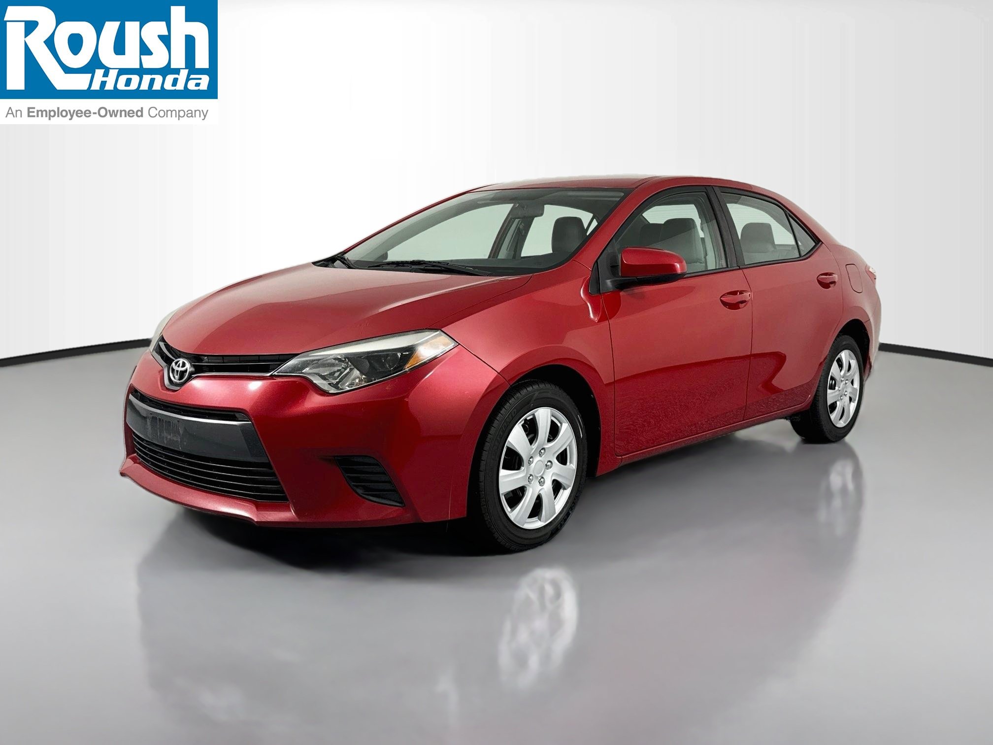 Used 2016 Toyota Corolla LE FWD image 1