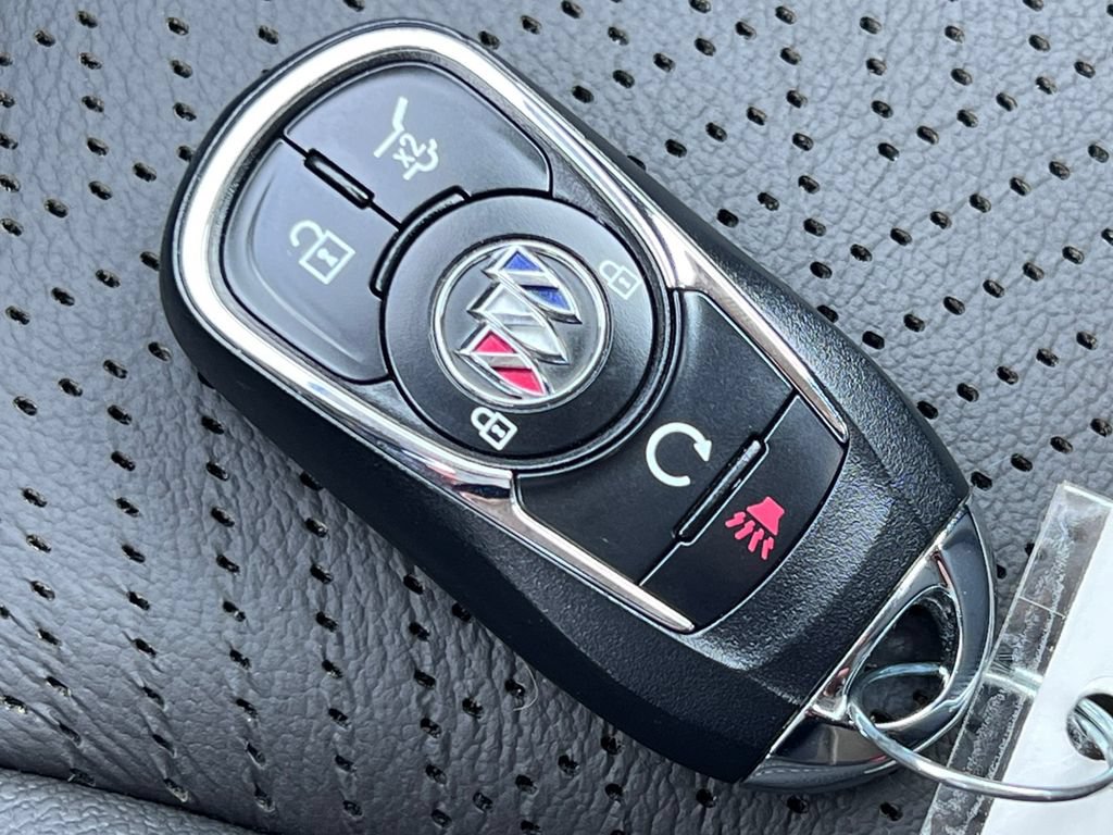 Used 2023 Buick Encore GX Essence w/ Advanced Technology Package AWD/4WD image 31