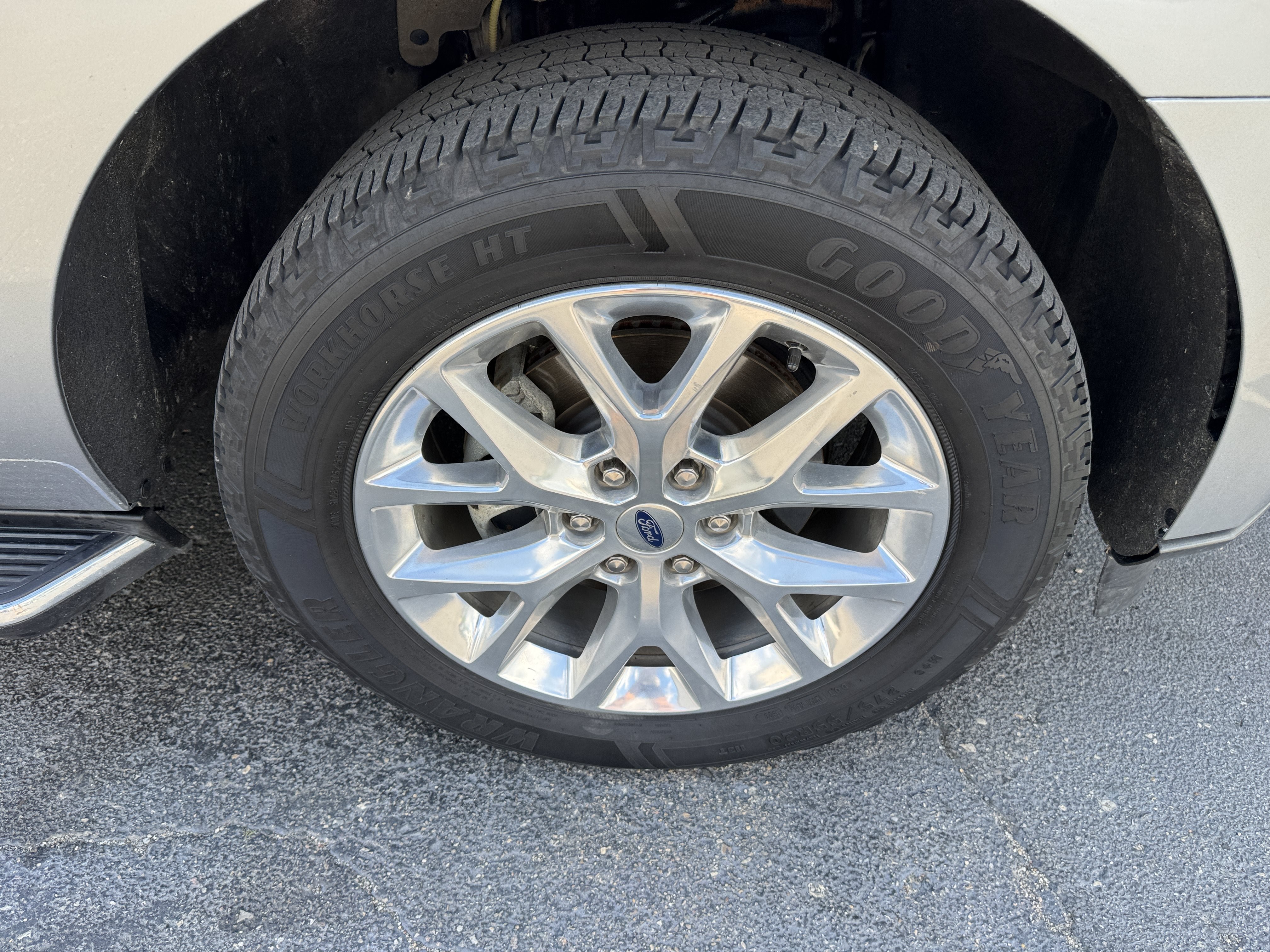 Used 2021 Ford Expedition Max XLT AWD/4WD image 42