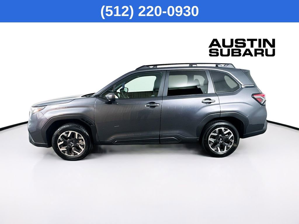 Used 2026 Subaru Forester Premium AWD/4WD image 5