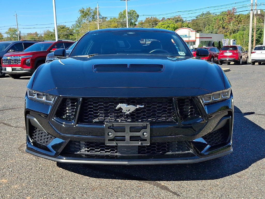 Used 2025 Ford Mustang GT Premium RWD image 5