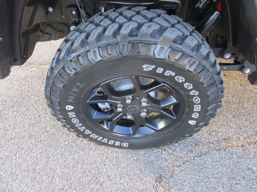 Used 2024 Jeep Gladiator Willys image 14