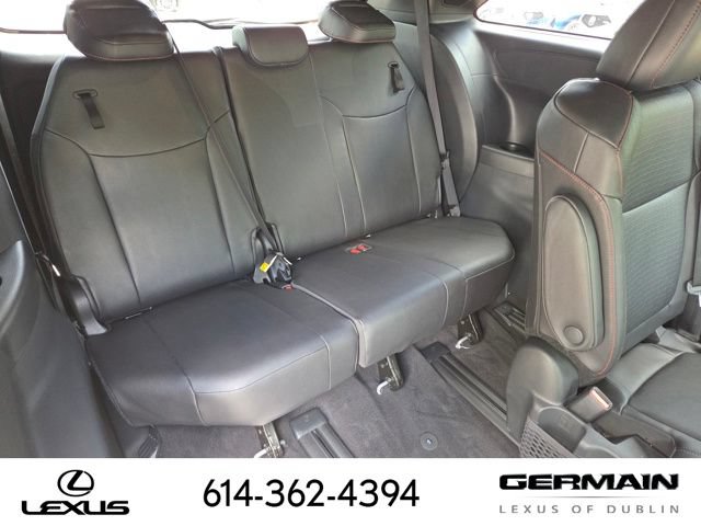 Used 2025 Toyota Sienna XSE w/ XSE Plus Package AWD/4WD image 29