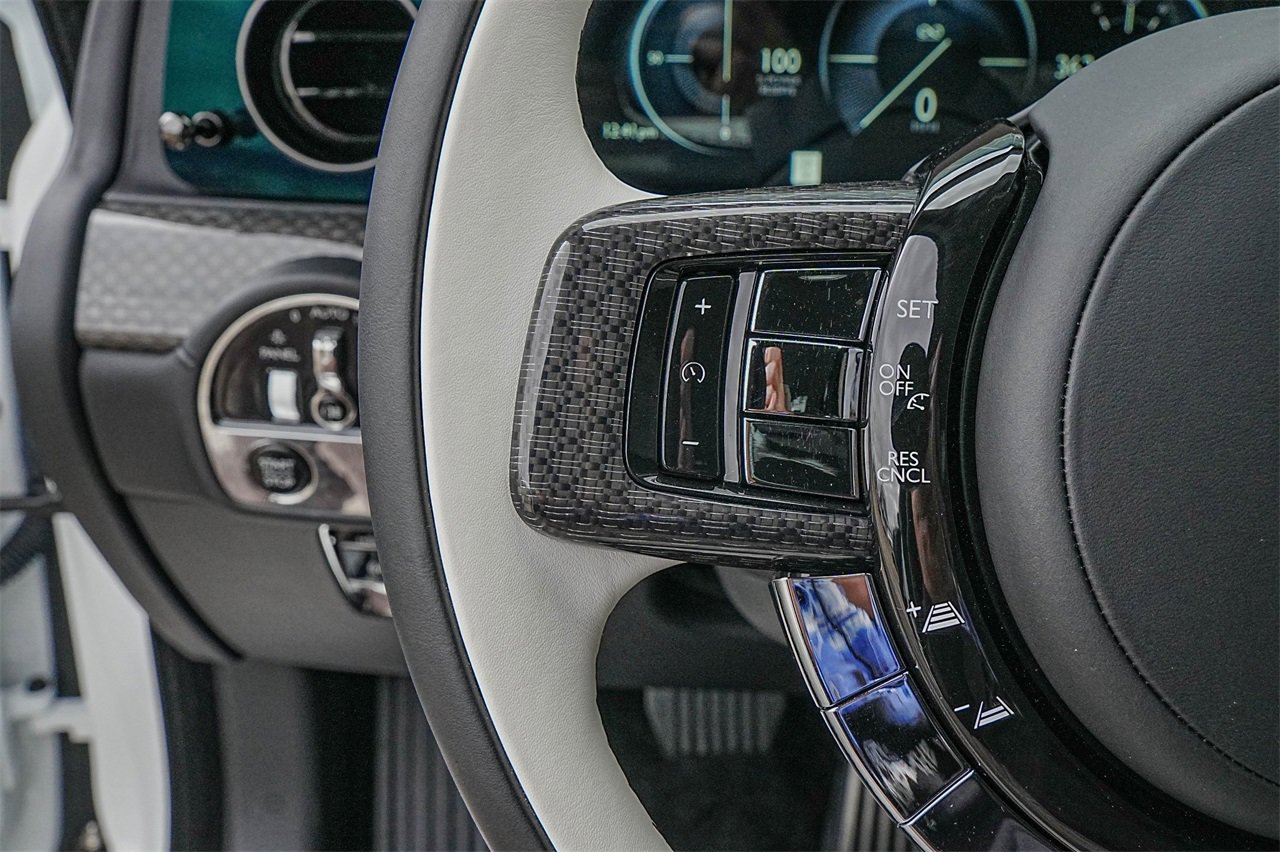 New 2025 Rolls-Royce Ghost Black Badge image 23